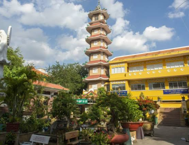 Nhà tang lễ Chùa Xá Lợi